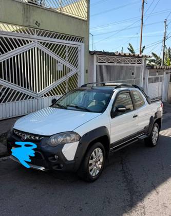 FIAT STRADA 1.8 MPI ADVENTURE CD 16V FLEX 3P MANUAL FIAT STRADA 1.8 MPI ADVENTURE CD 16V FLEX 3P MANUAL